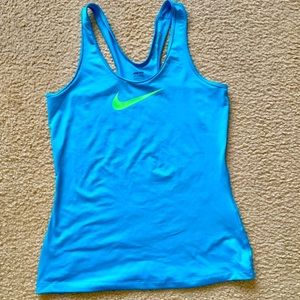 Nike size medium womens blue tank top. EUC